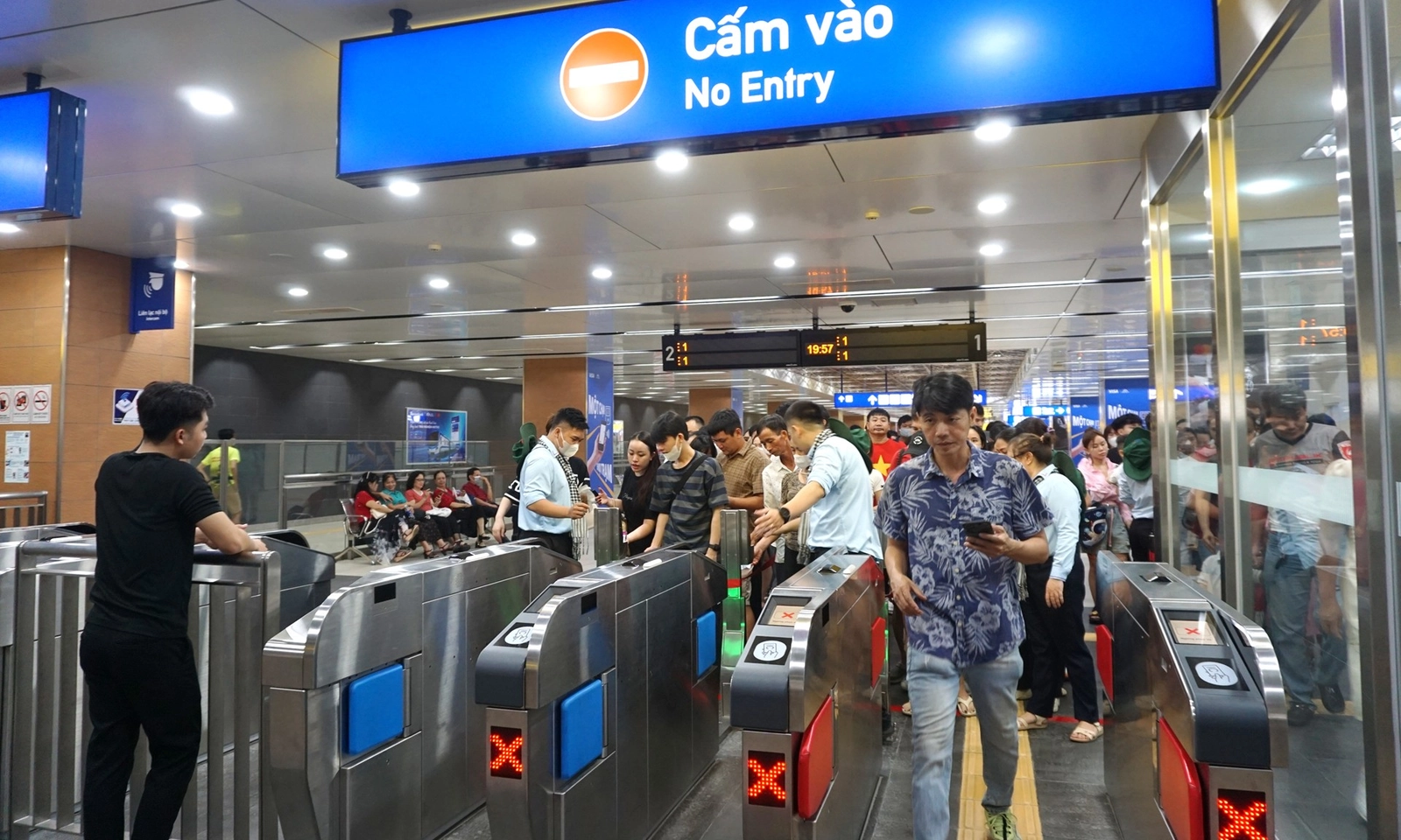TPHCM: Metro tăng chuyến, miễn phí cho hành khách dịp Tết Dương lịch