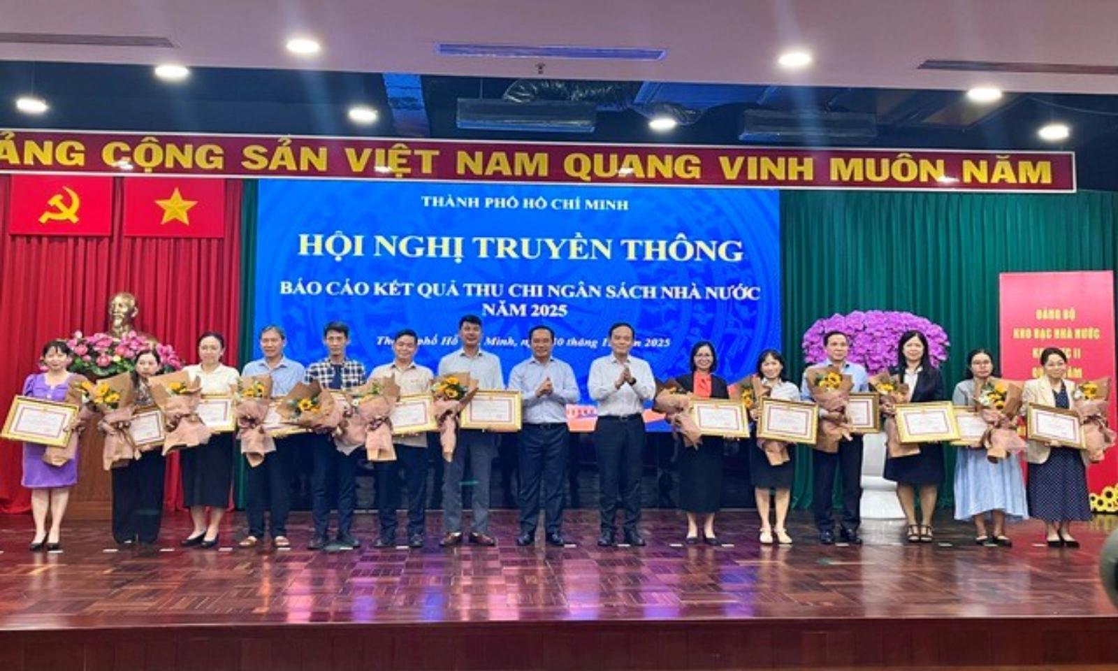 Thu ngân sách TPHCM năm 2025 ước đạt 785.000 tỷ đồng