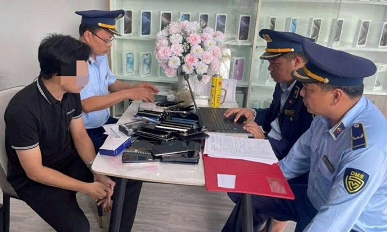 Cuối năm, cảnh báo hàng không rõ nguồn gốc ra thị trường