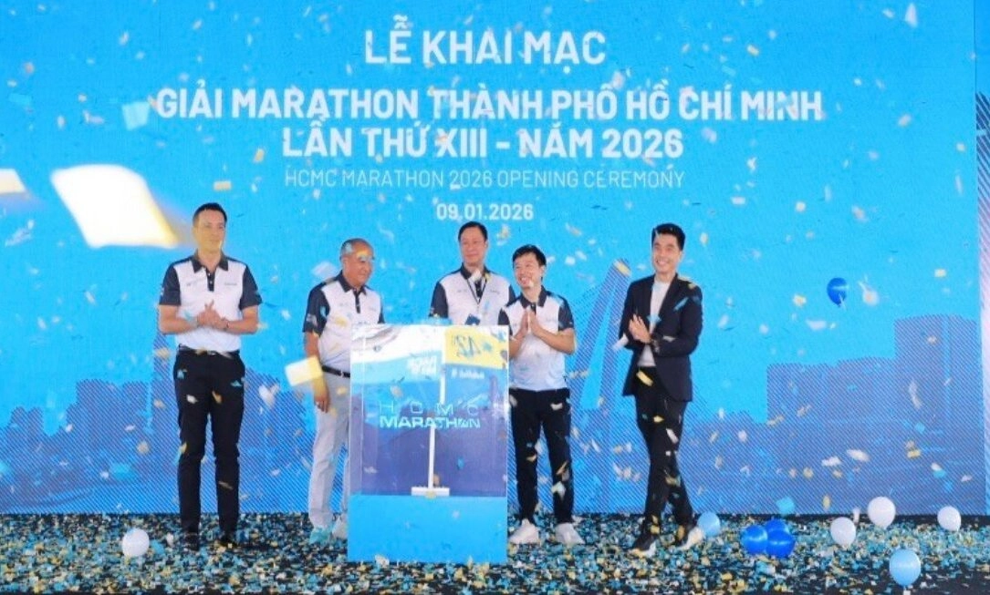 Marathon TPHCM mùa 13 thu hút gần 11.000 vận động viên