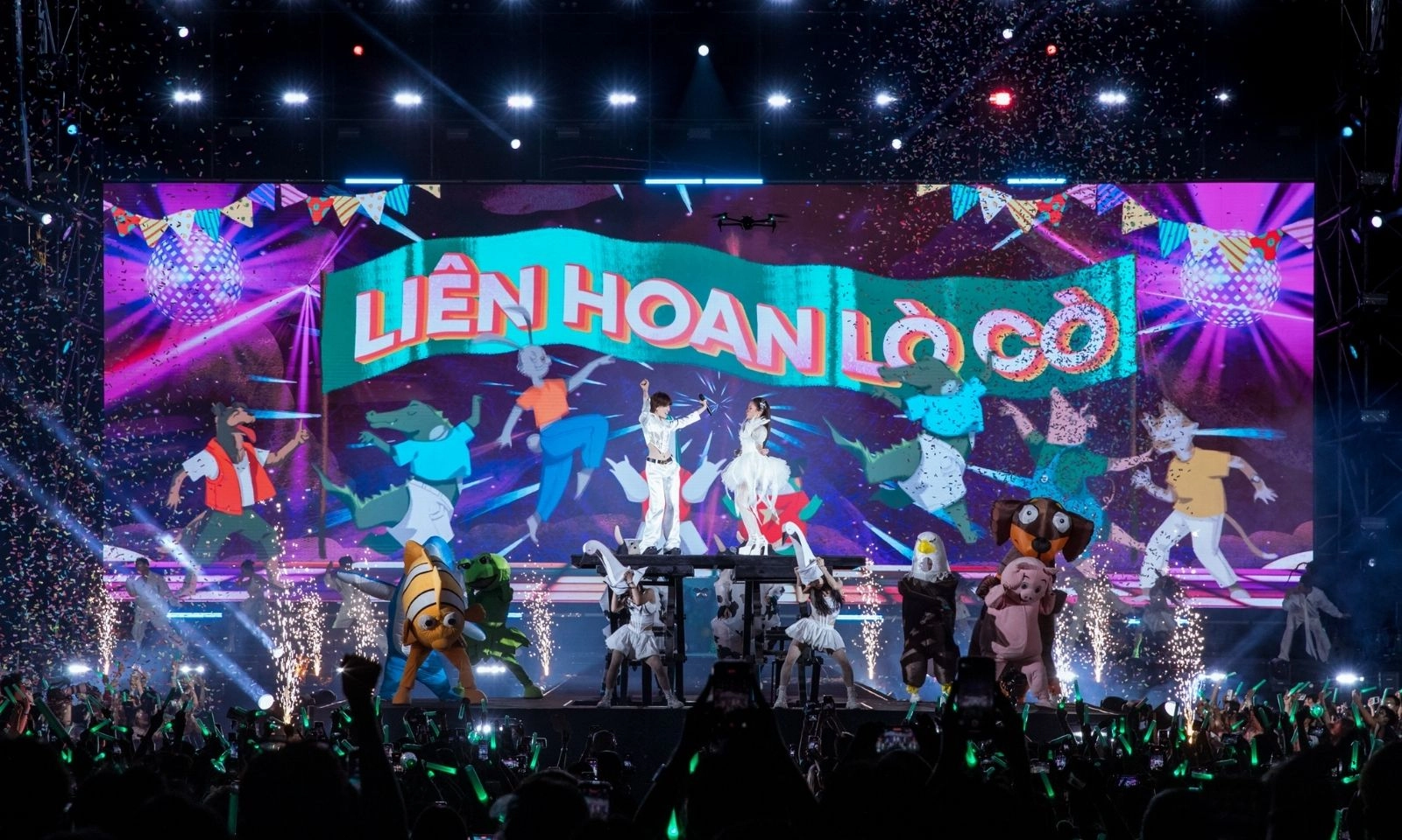 Phương Mỹ Chi mở fan meeting free đẳng cấp như concert