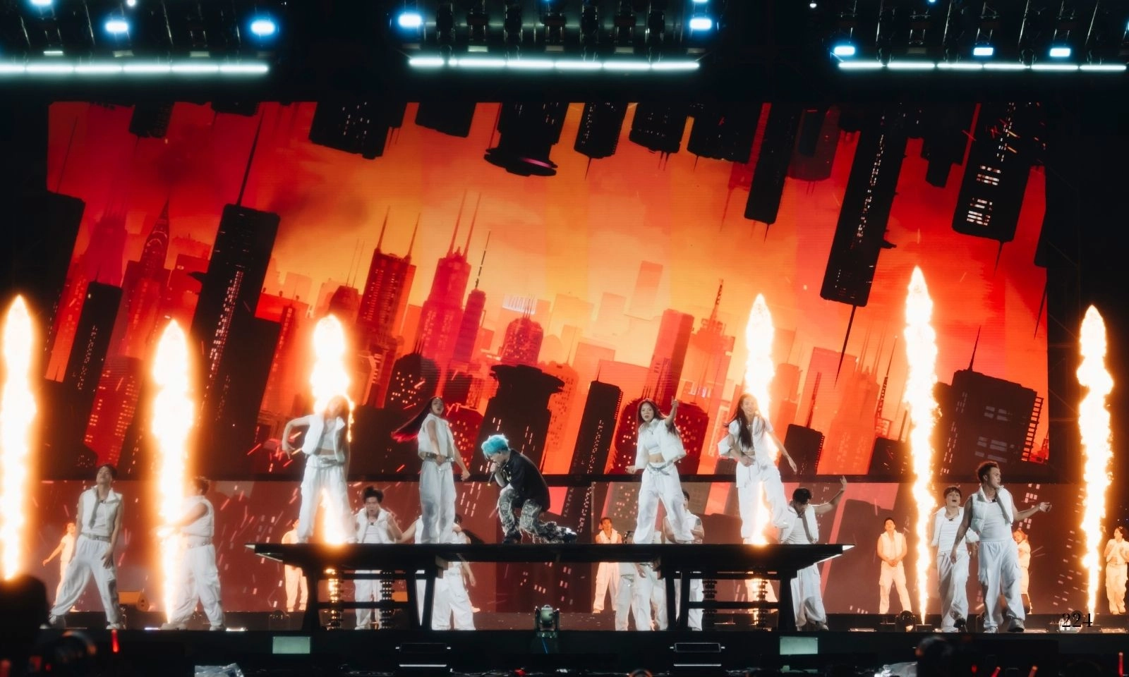 Hội tụ dàn khách mời đỉnh nóc, GENfest MBILLION Hà Nội thành công rực rỡ