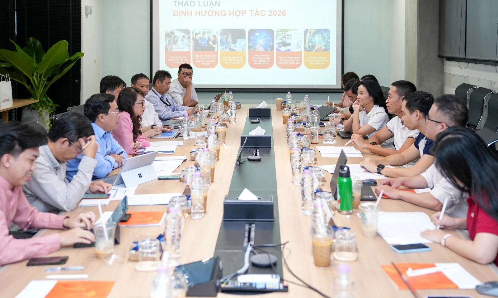 Doanh nghiệp đặt hàng nhà trường: Lối ra cho bài toán “cùng có lợi”