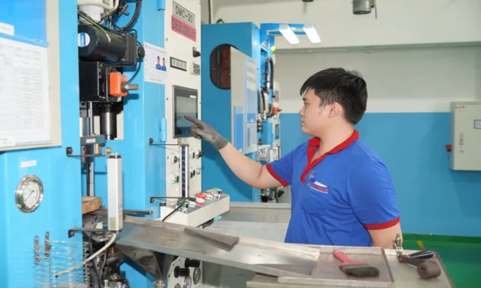 TPHCM đẩy mạnh kích cầu đầu tư, hỗ trợ vốn cho doanh nghiệp