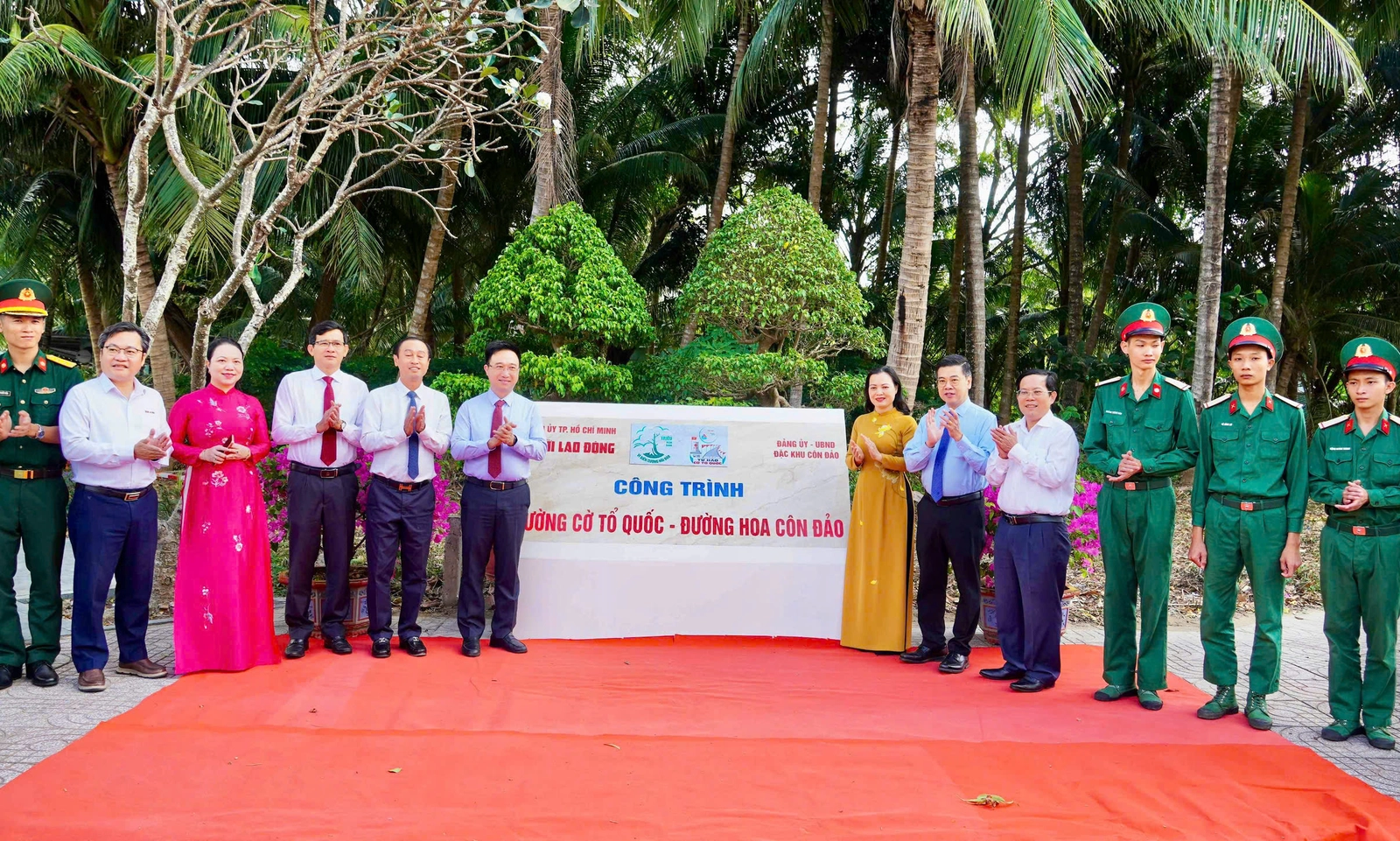 Khánh thành “Đường cờ Tổ quốc - Đường hoa Côn Đảo”