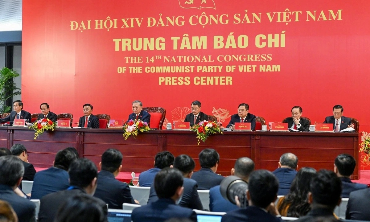 Tổng Bí thư Tô Lâm chủ trì họp báo quốc tế khi bế mạc Đại hội XIV của Đảng