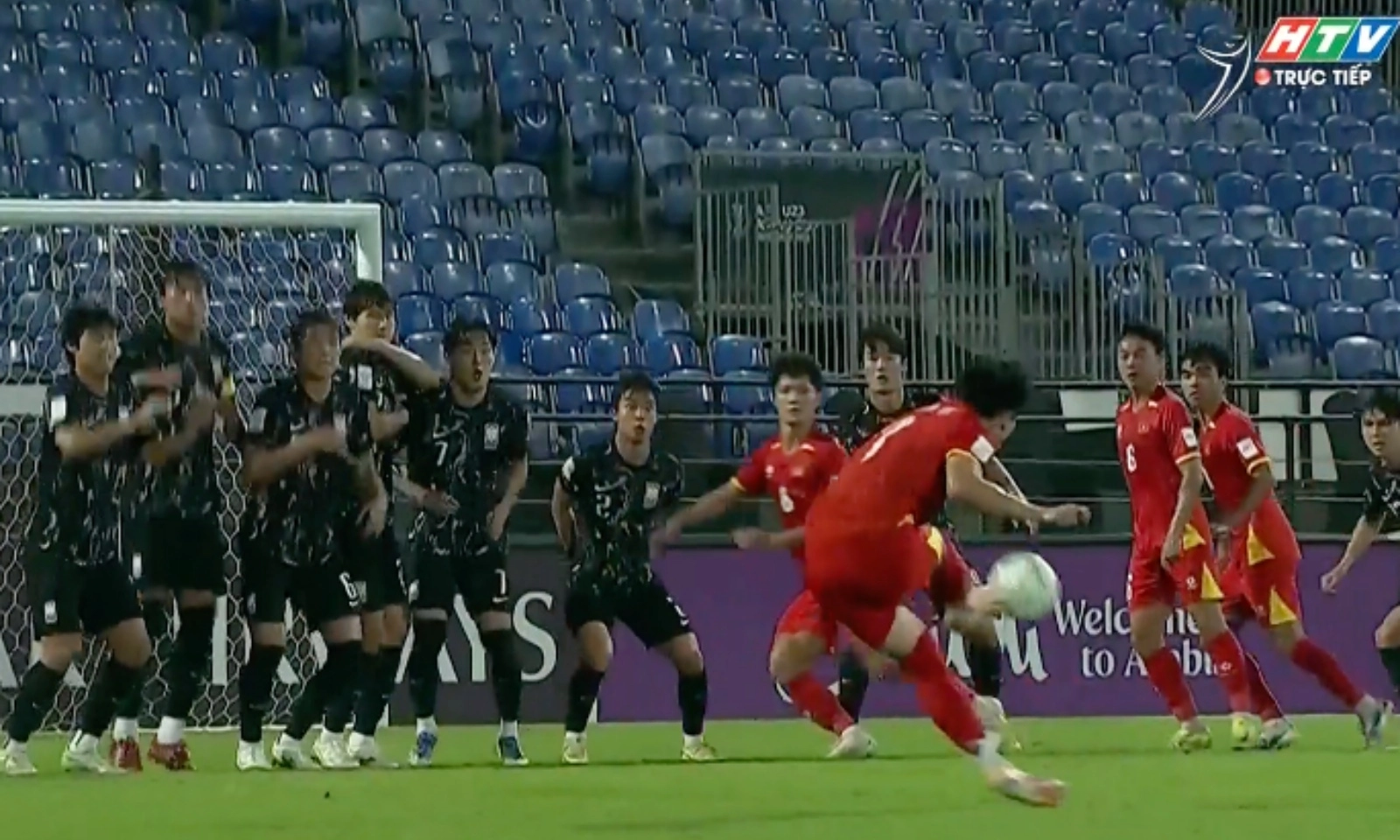 TRỰC TIẾP U23 Việt Nam 2-1 U23 Hàn Quốc (Hiệp 2): Đình Bắc dính thẻ đỏ