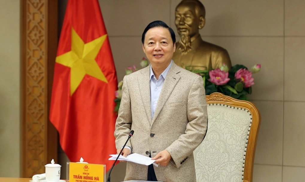 Phó thủ tướng yêu cầu siết quản lý xe đạp điện, xe khách 2 tầng