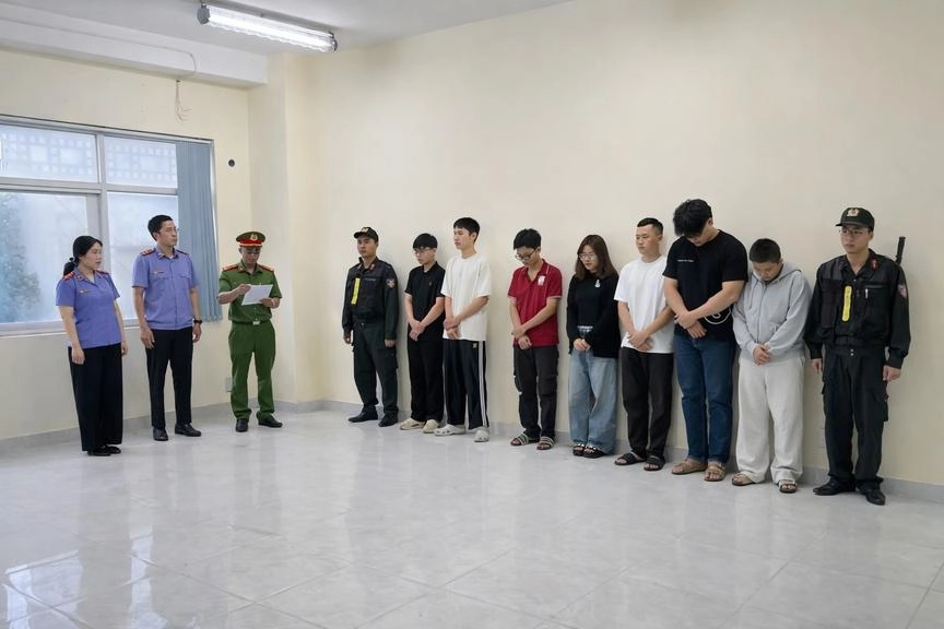 TPHCM triệt phá đường dây buôn bán thuốc lá điện tử doanh thu hàng tỷ đồng