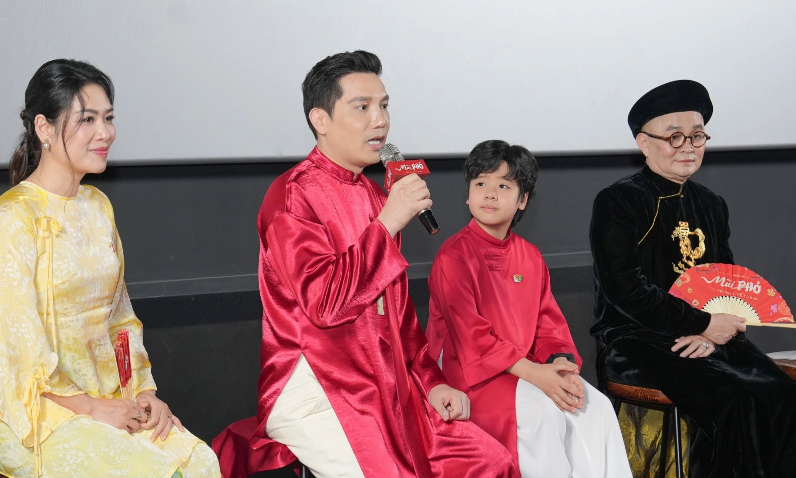 NSƯT Xuân Hinh: “Diễn hài có thể nhiều tiền hơn, nhưng điện ảnh mới là thứ để lại cho đời”