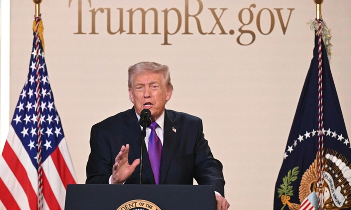 Tổng thống Trump kêu gọi xây dựng hiệp ước hạt nhân mới với Nga