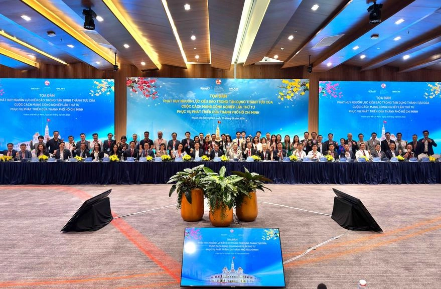 Kiều bào vững niềm tin, cùng TPHCM vào kỷ nguyên mới