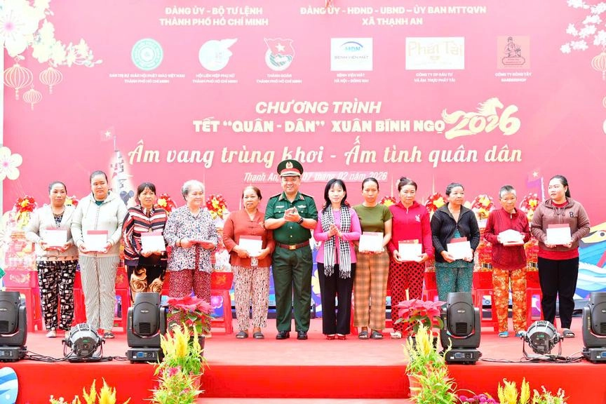 Xã đảo Thạnh An vui cùng Tết Quân - Dân Xuân Bính Ngọ