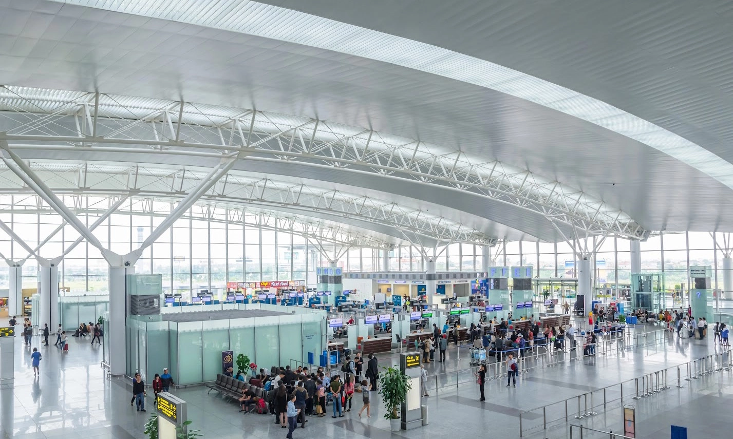 Một ngày hơn 1.000 chuyến bay qua sân bay Tân Sơn Nhất