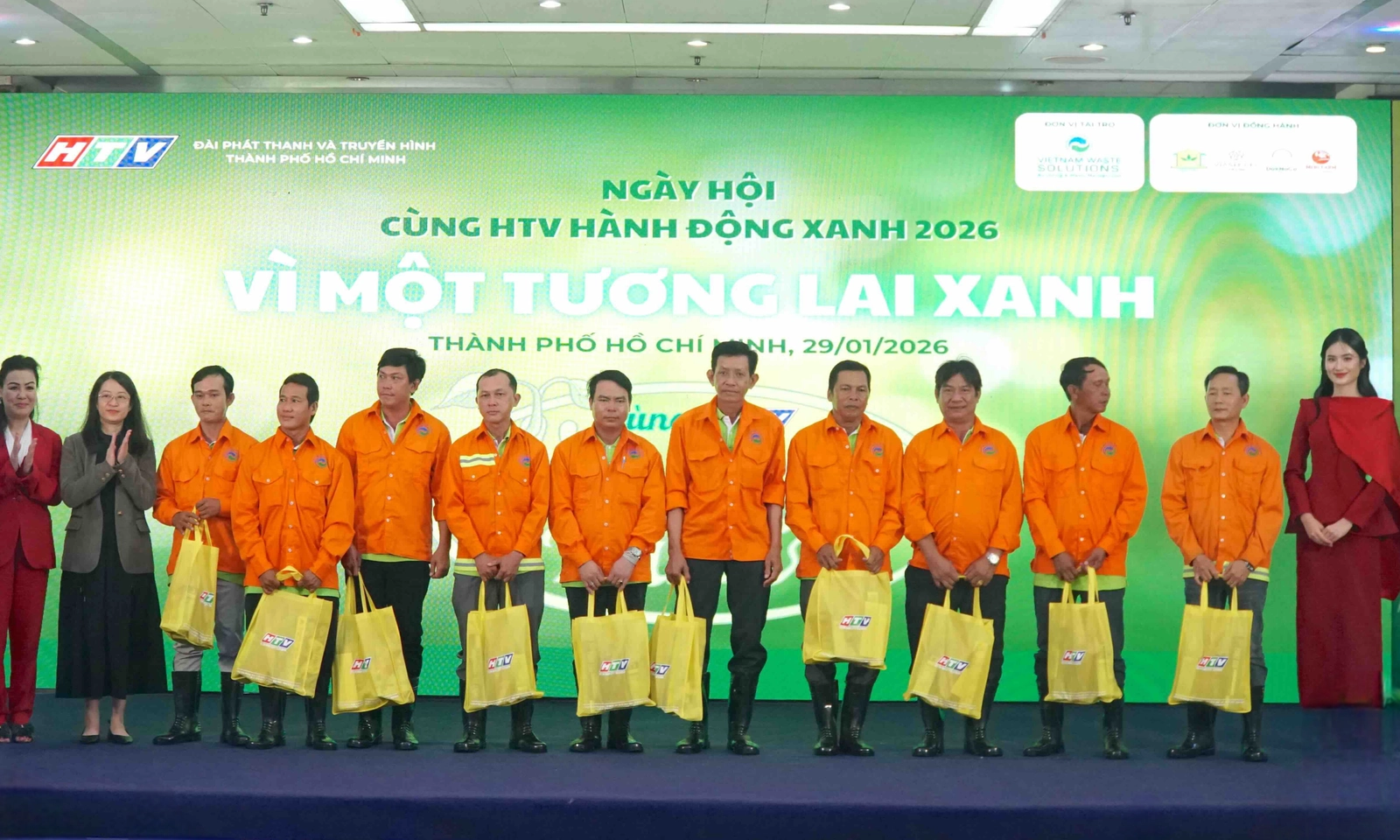 VWS hành trình lan tỏa nghĩa tình Tết, bền bỉ vì một tương lai xanh