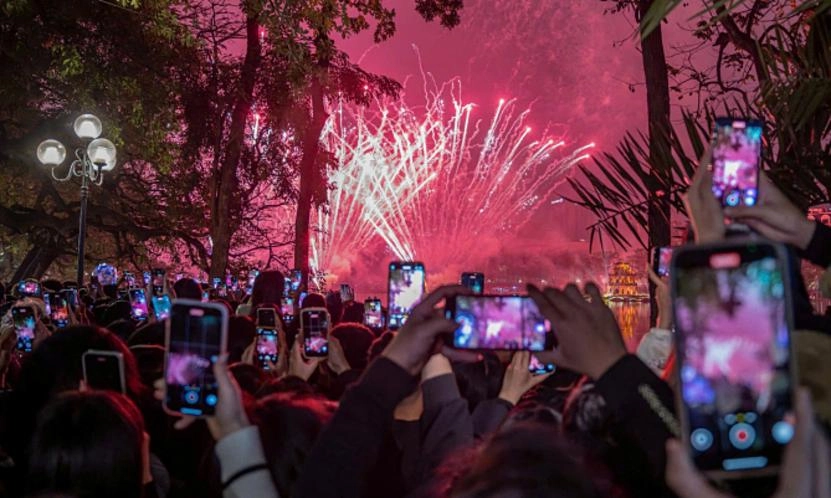 Miền Bắc đêm giao thừa đón không khí lạnh, trời rét kéo dài đến mùng 6 Tết