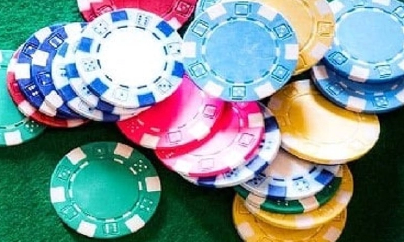 Chỉ ngồi xem đánh bạc có bị phạt?