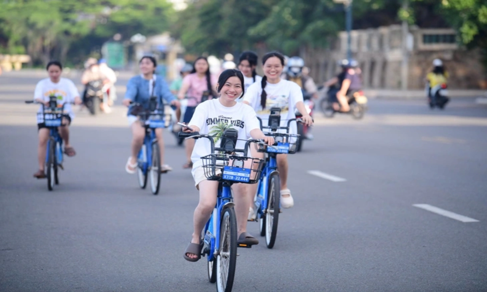 Bắc Bộ hửng nắng, sáng sớm rét; Nam Bộ nắng gay gắt ngày 14/2