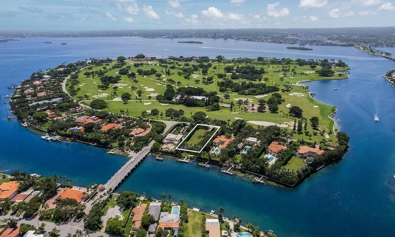 Tỷ phú Mark Zuckerberg chi 170 triệu USD mua siêu dinh thự tại Miami