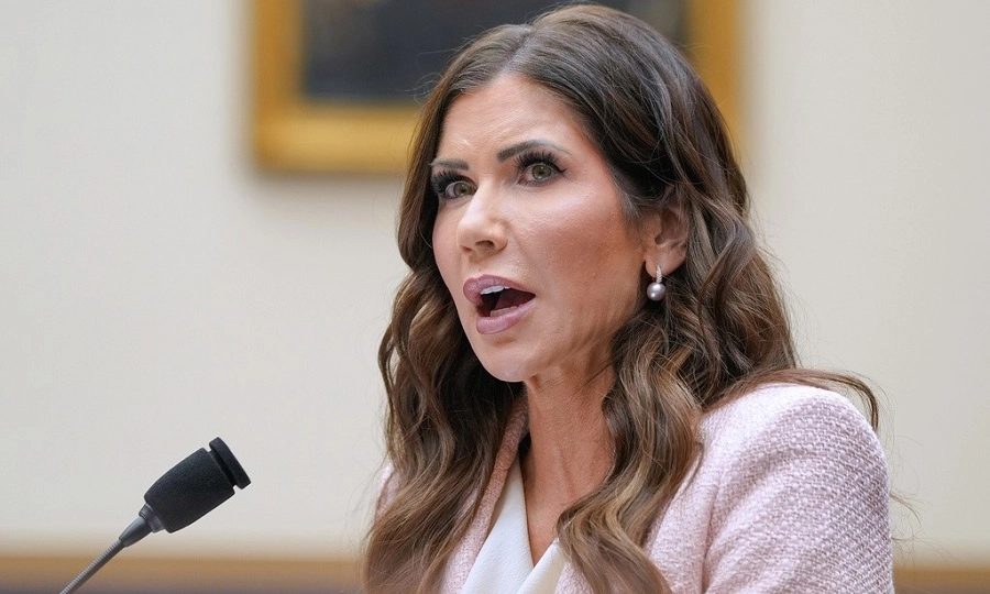 Bộ trưởng An ninh nội địa Mỹ bất ngờ bị sa thải