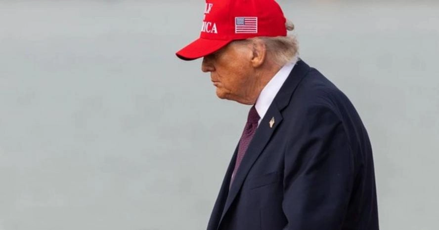 Ông Trump nói Iran “mất sạch”, cảnh báo kịch bản xấu cho Mỹ