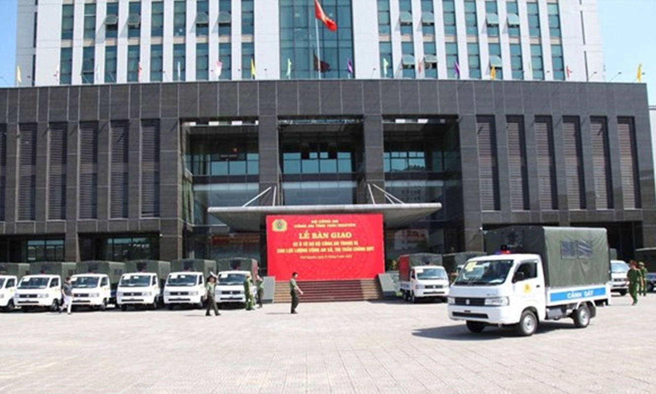 Lập gần 700 nhóm Facebook mang tên xã, phường, một người bị công an làm việc