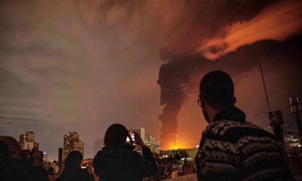 Nhiều nước Vùng Vịnh bị tấn công khi xung đột tiếp tục leo thang