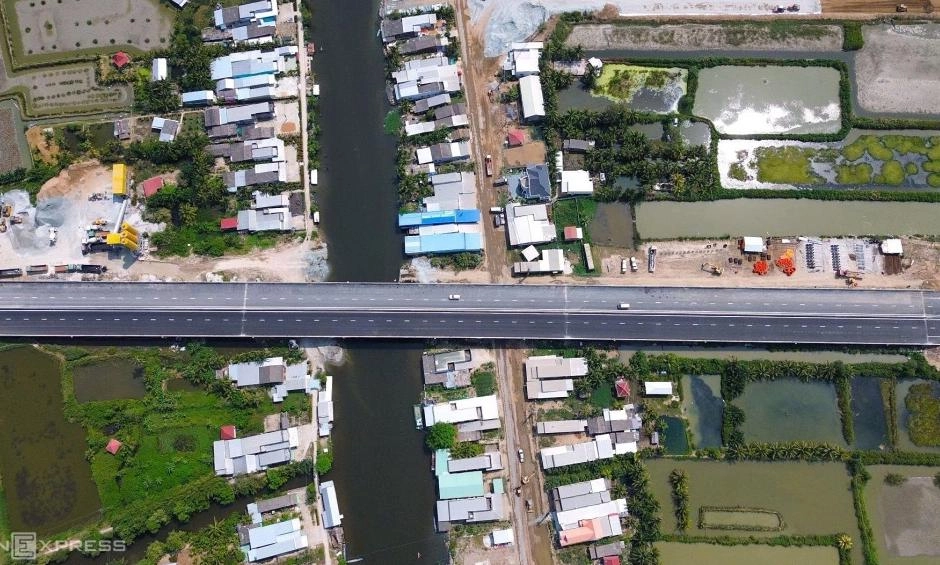 Đề xuất tạm dừng khai thác cao tốc Hậu Giang – Cà Mau một tháng