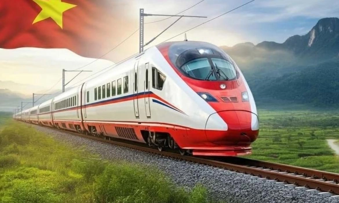 Tuyến đường sắt Lào Cai – Hà Nội – Hải Phòng cần hơn 2.400 người vận hành