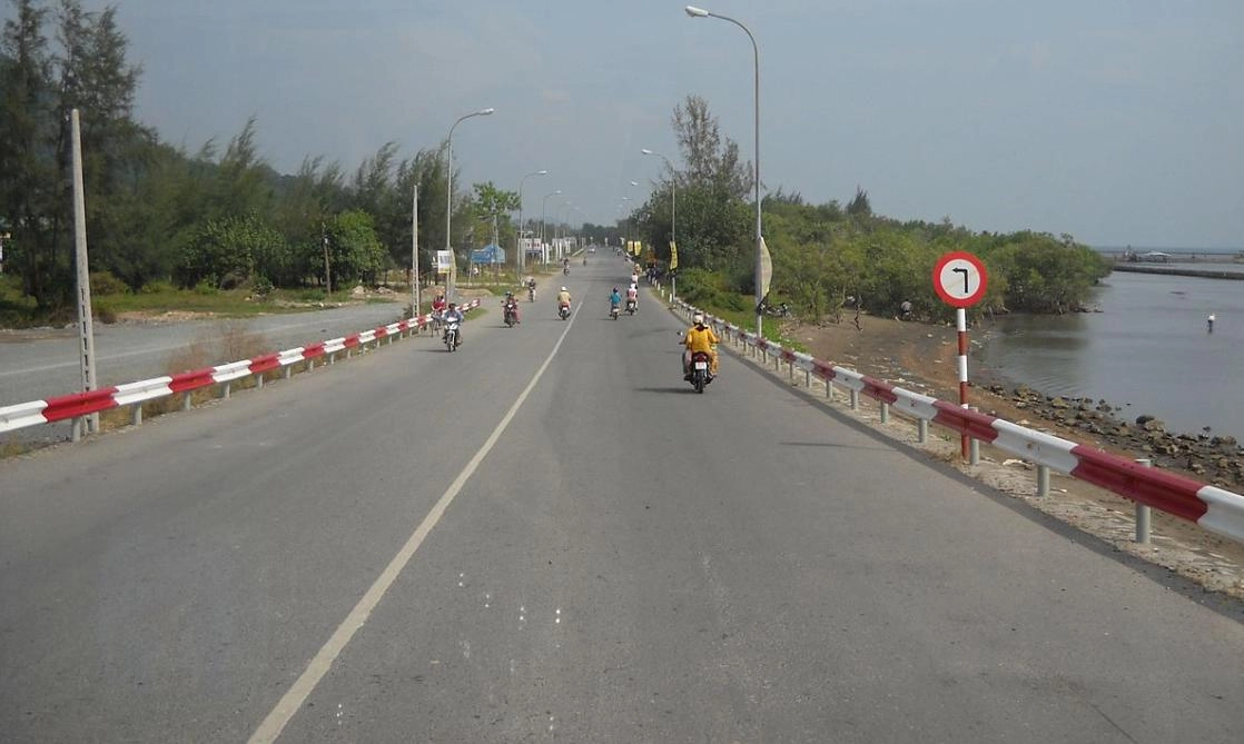 Bộ Xây dựng phản hồi đề xuất sửa chữa quốc lộ 80 