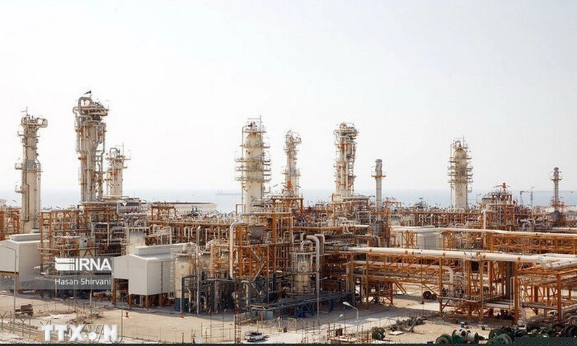 Israel tấn công mỏ khí đốt lớn nhất của Iran