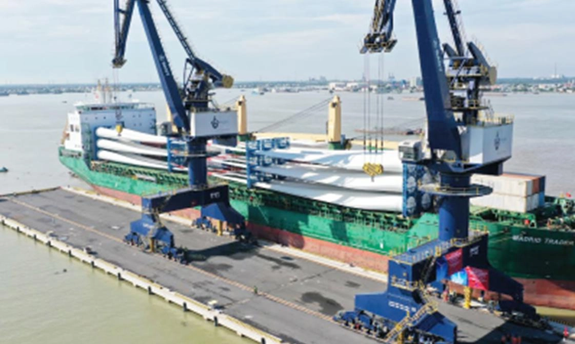 Đề xuất đón tàu hơn 60.000 DWT vào cảng Vĩnh Hưng sau khi giảm tải