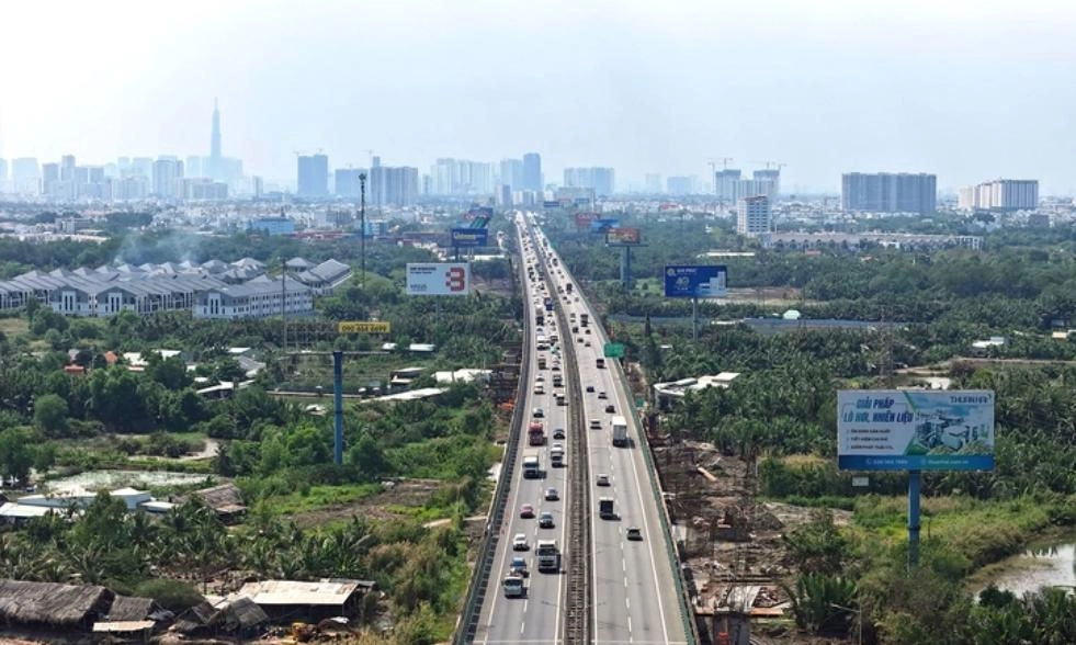 Điều chỉnh phân làn và tốc độ trên cao tốc TPHCM - Long Thành - Dầu Giây