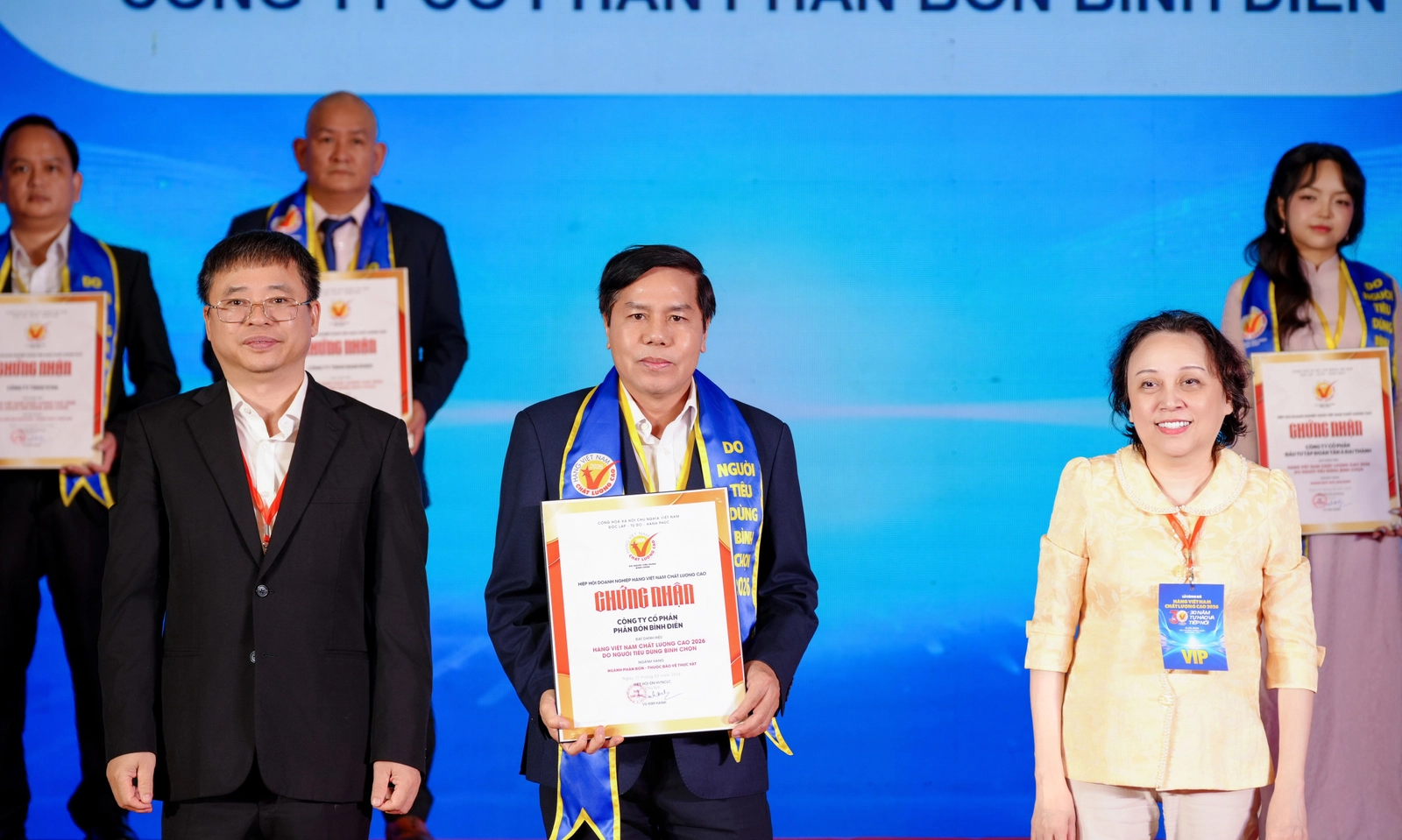 Bình Điền đón nhận danh hiệu Hàng Việt Nam Chất lượng cao lần thứ 22 liên tiếp