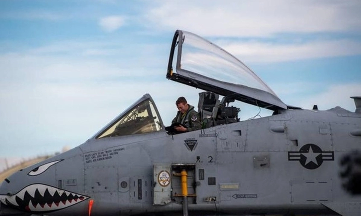 Iran nói bắn trúng A-10 Mỹ, xung đột vùng Vịnh tiếp tục leo thang