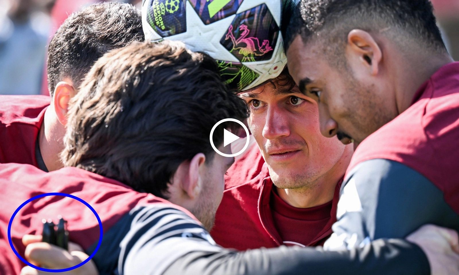 VIDEO: Arsenal luyện bài dị cho Tứ kết Champions League