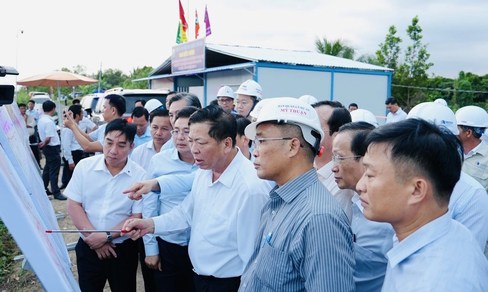 Thúc tiến tiến độ cao tốc Mỹ Thuận – Cần Thơ, hoàn thành trong năm 2026