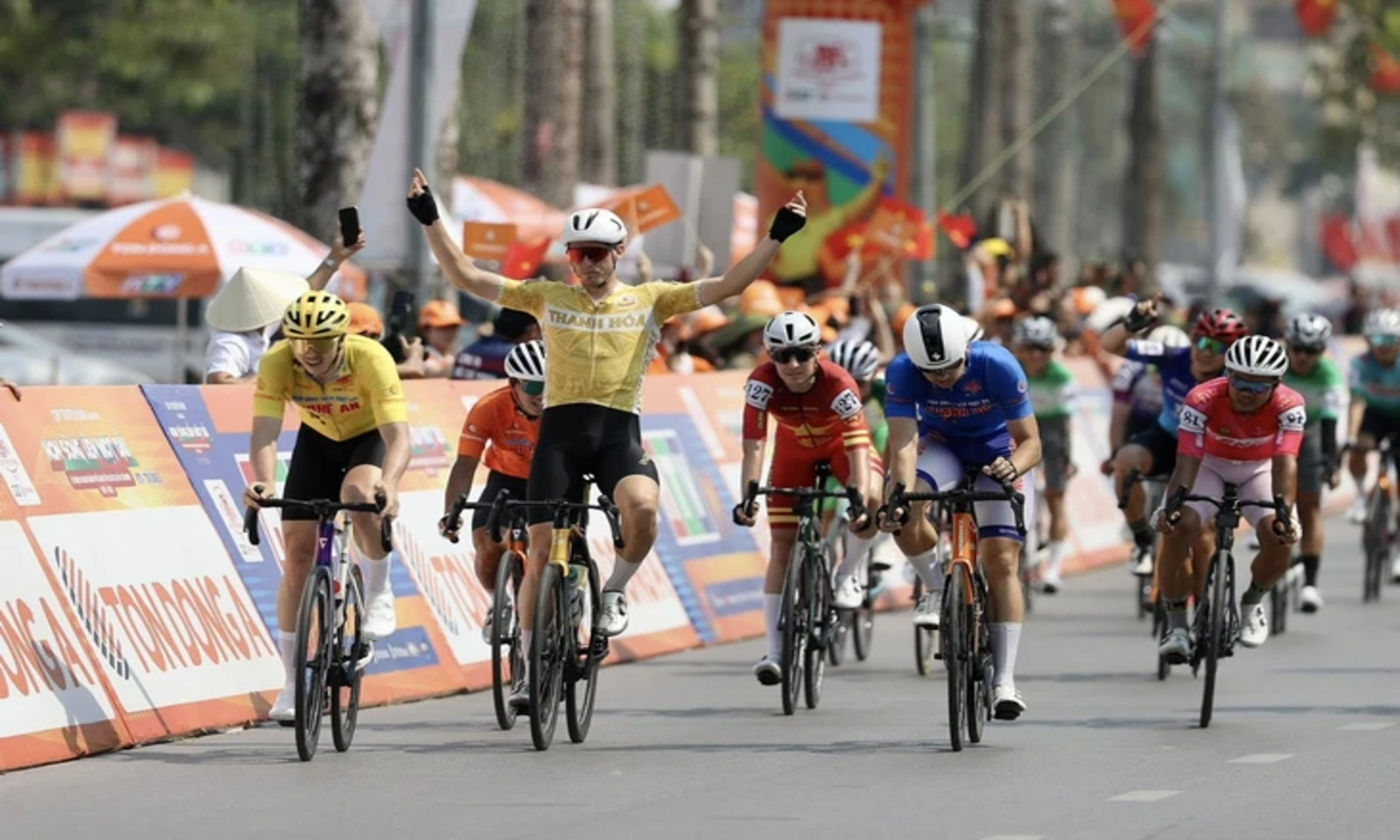 Ngoại binh Nga giúp Thanh Hóa lần đầu thắng chặng ở Cúp truyền hình TPHCM 2026