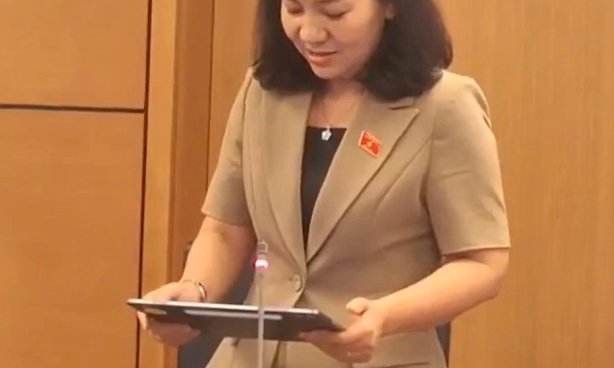 Chuyển đổi số chưa đồng bộ, người dân gặp khó khi làm thủ tục online