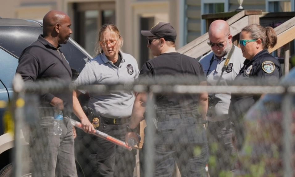 Xả súng tại Mỹ, 8 trẻ em thiệt mạng