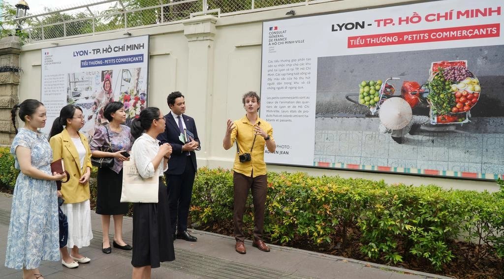 Triển lãm ảnh kết nối Lyon và TPHCM