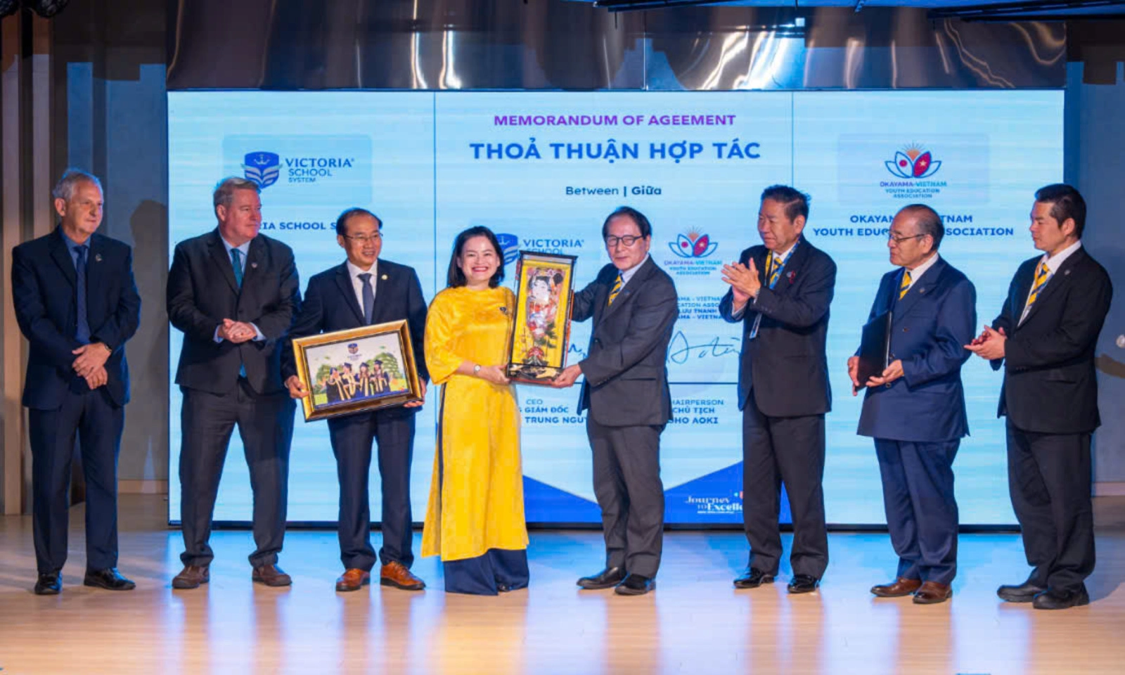 Victoria School bắt tay OVYEA, mở rộng cánh cửa học tập quốc tế cho học sinh Việt