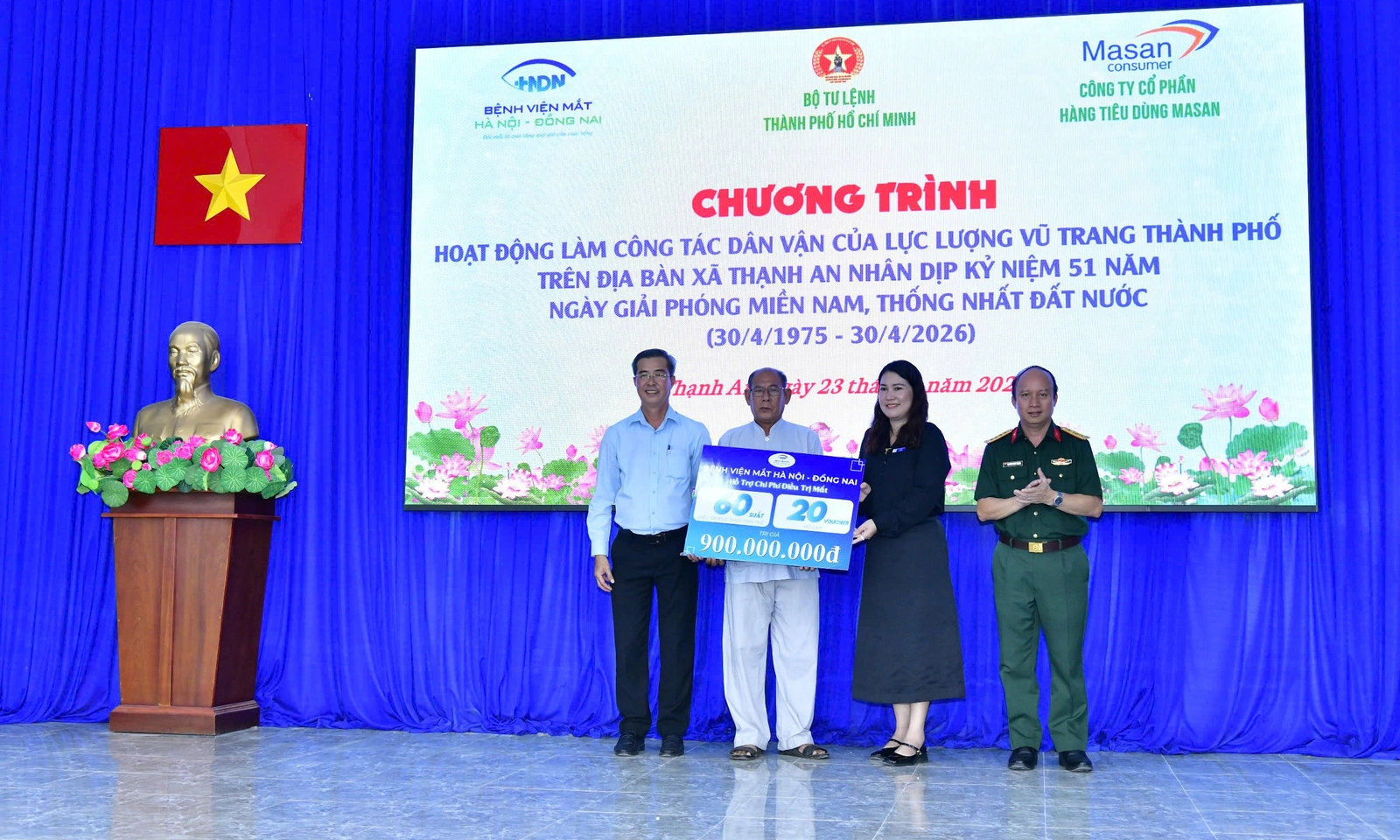 Hàng trăm suất quà và học bổng đến với người dân, học sinh xã đảo Thạnh An