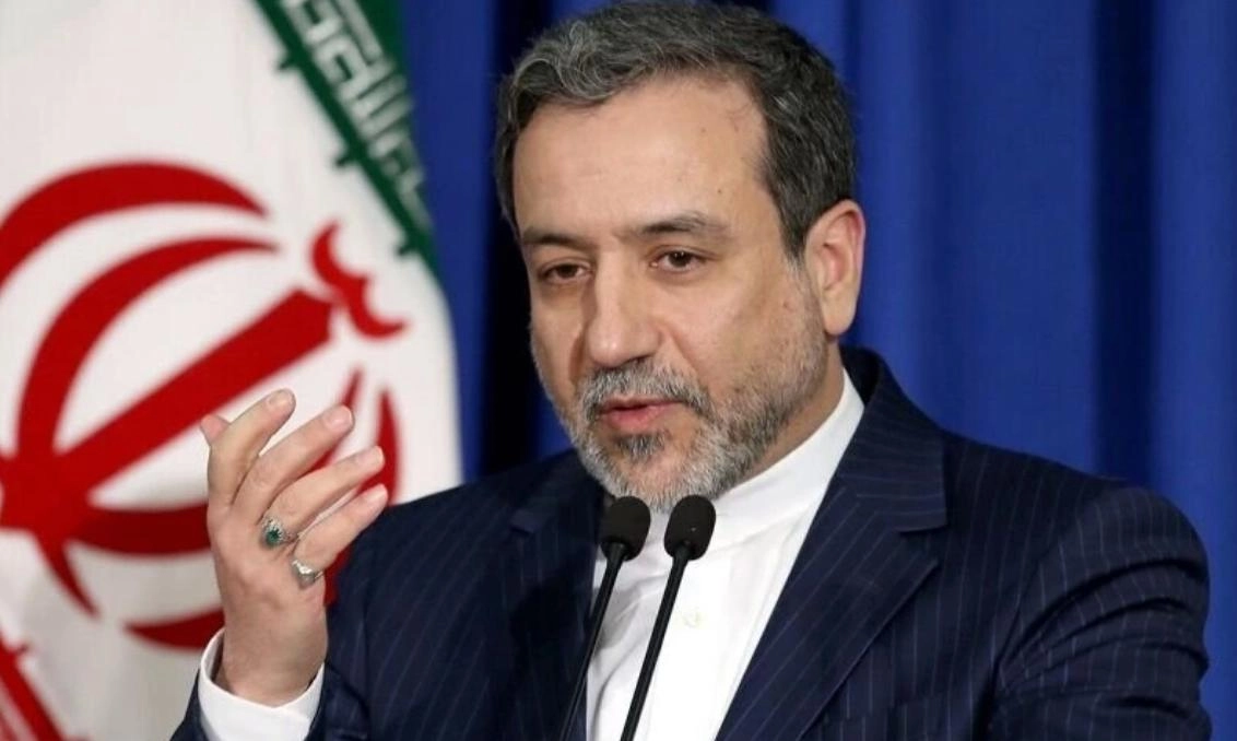 Ngoại trưởng Iran rời Pakistan sang Nga hội đàm với Tổng thống Putin