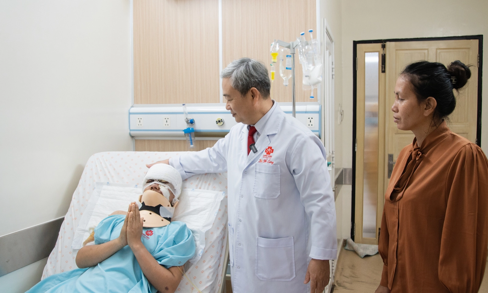 Bi kịch từ chiếc máy tuốt lúa: Cô gái 26 tuổi bị lột toàn bộ da đầu và gãy cột sống cổ 