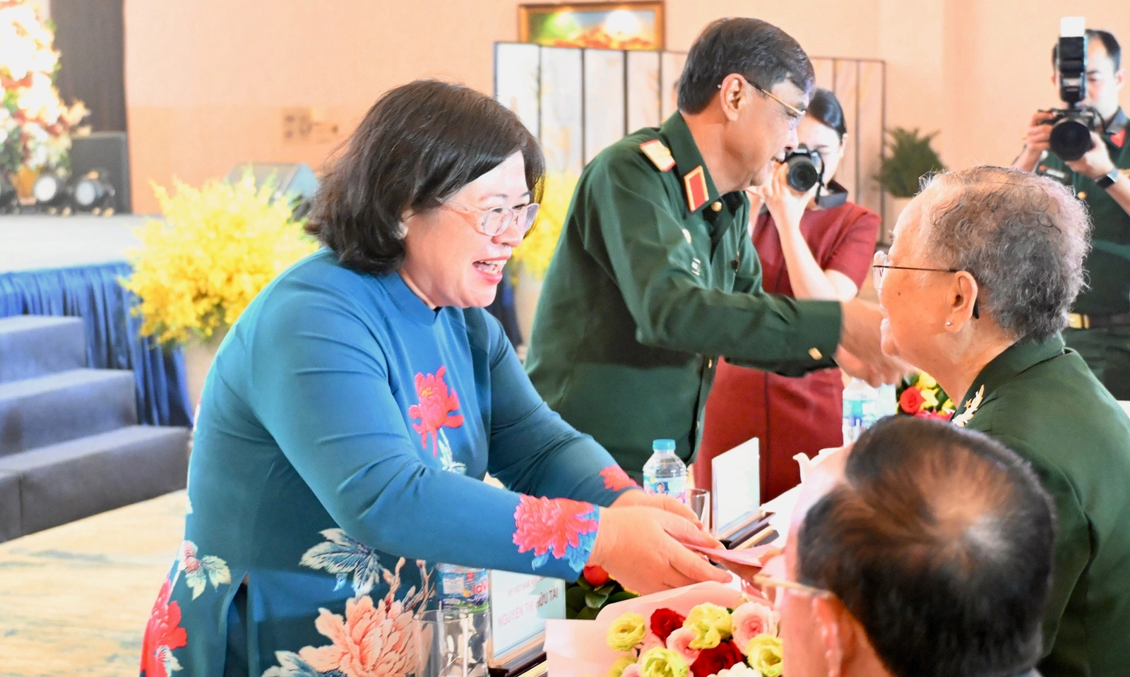 Phát huy tinh thần chiến thắng 1975: Cựu chiến binh và Cựu Công an sát cánh xây dựng TPHCM