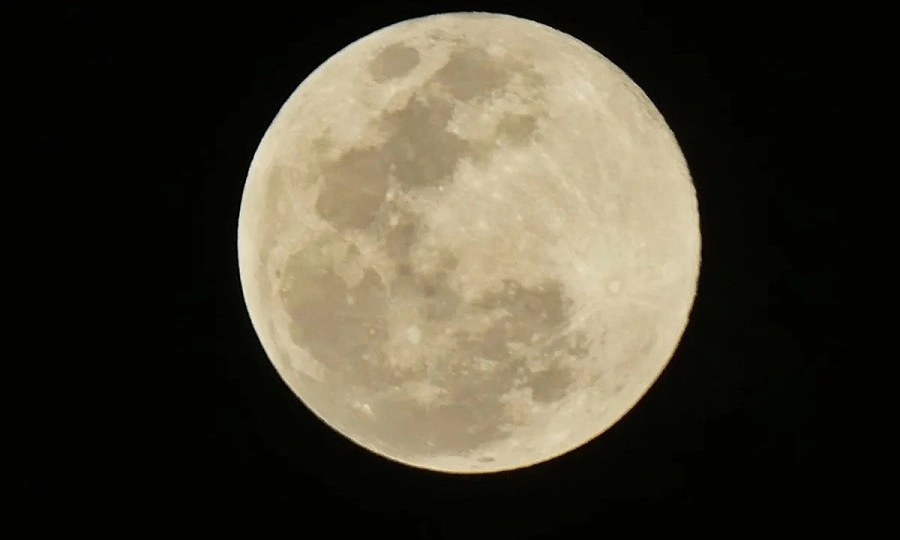 Trăng Hoa và Trăng Xanh sẽ xuất hiện vào tháng 5