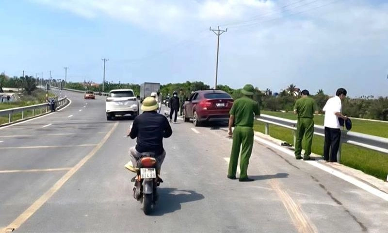 Tai nạn trên đường ven biển, 1 người tử vong