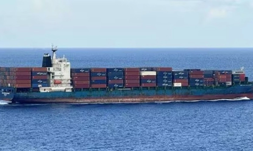Tàu của Pháp bị tấn công ở eo biển Hormuz