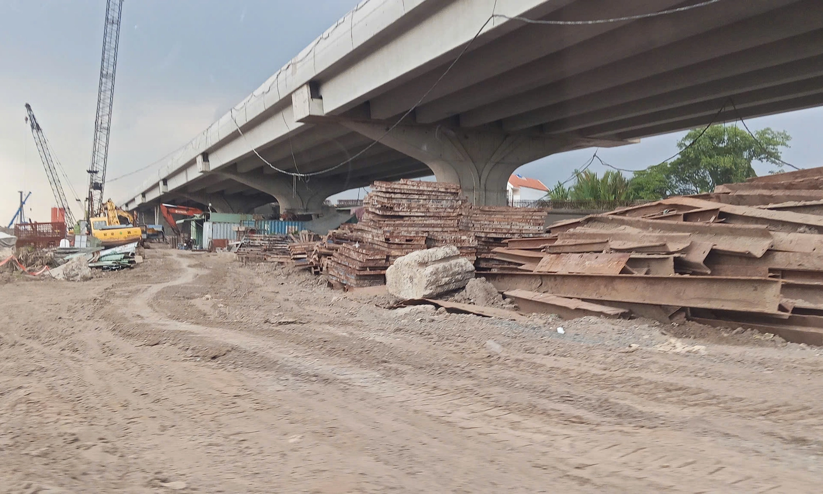TPHCM xử lý nghiêm hành vi thao túng giá vật liệu xây dựng
